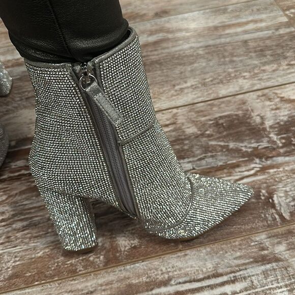 Steve Madden NOTICED-R RHINESTONE HEELED BOOTS Sz 6 Taylor Swift Concert Staple - Picture 5 of 13